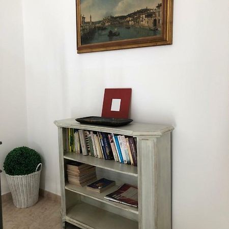 Appartamenti Vespucci 16 Bardolino Bagian luar foto