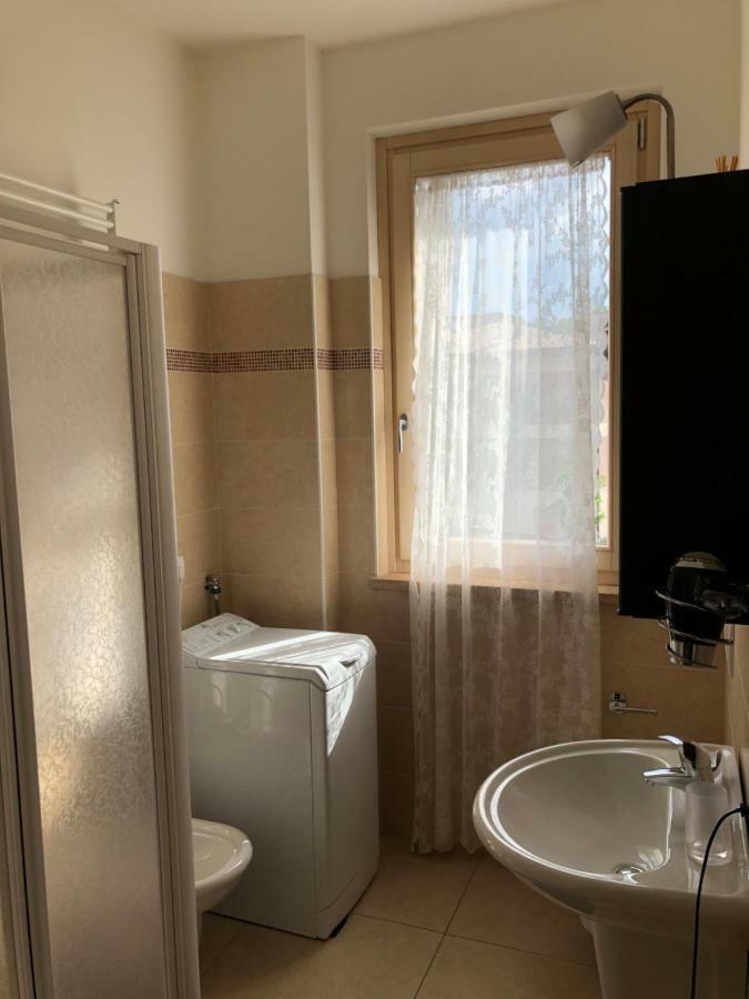 Appartamenti Vespucci 16 Bardolino Bagian luar foto