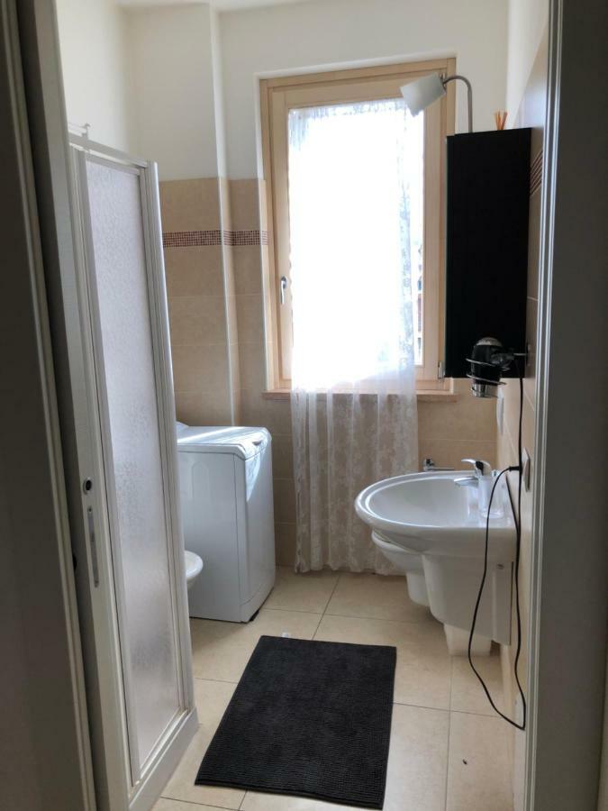 Appartamenti Vespucci 16 Bardolino Bagian luar foto