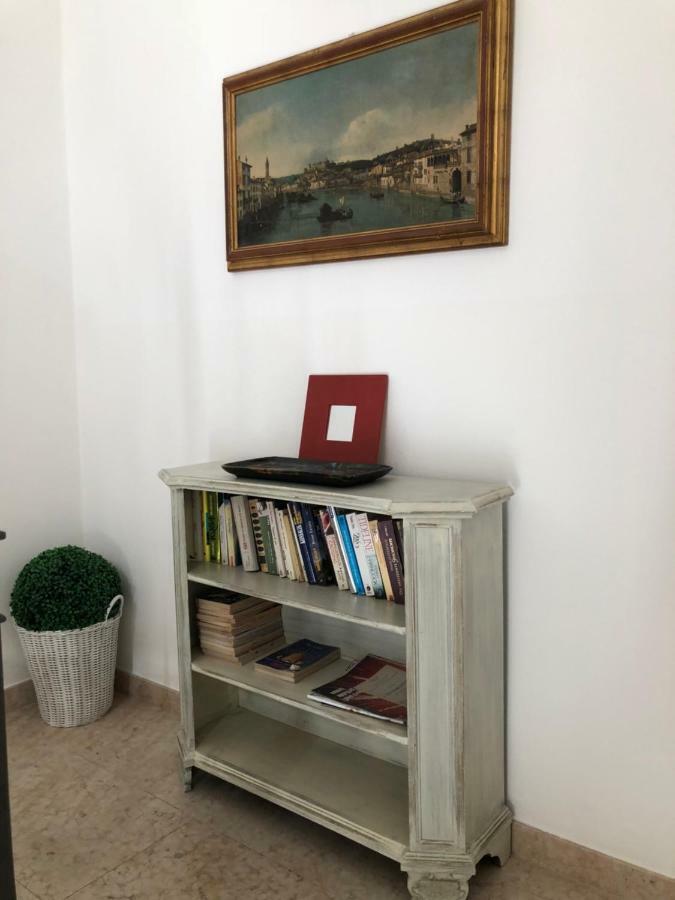 Appartamenti Vespucci 16 Bardolino Bagian luar foto